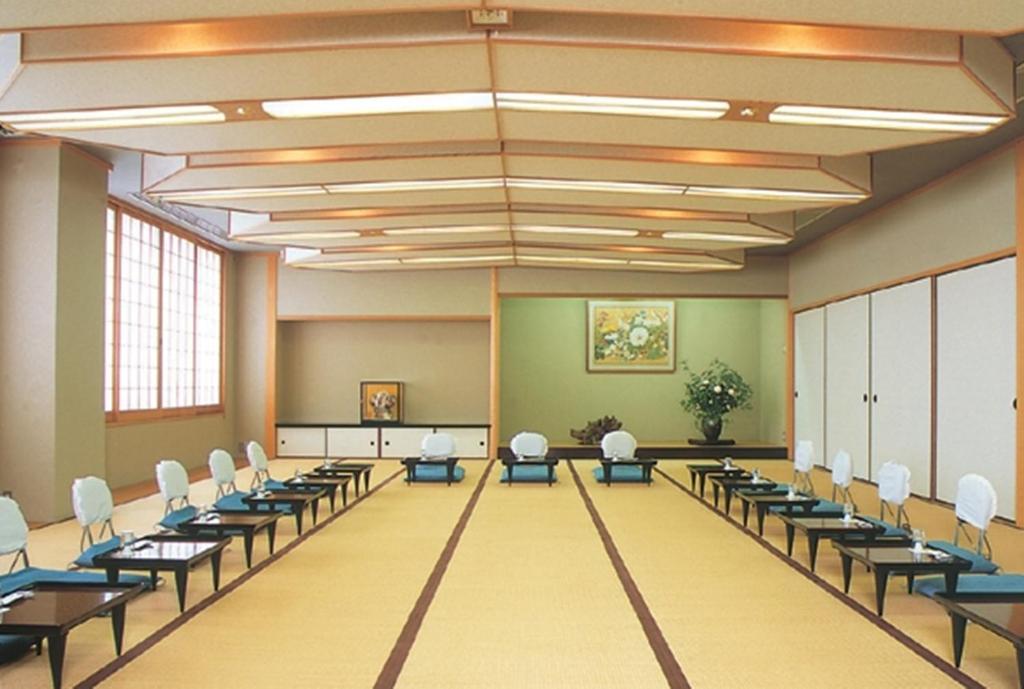 Отель Kadonobo Ryokan Кобе Экстерьер фото